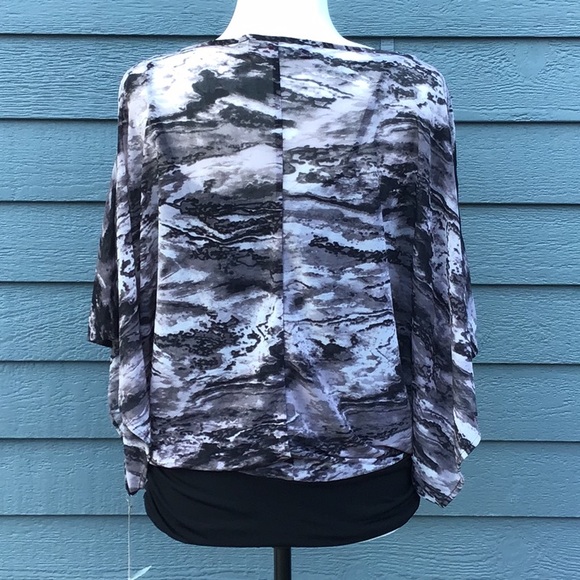 Jennifer Lopez Split Sleeve Blouse - Picture 7 of 11